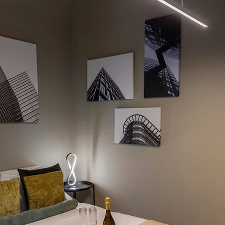 Bright 1br Near Calea Victoriei Διαμέρισμα *