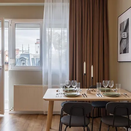 Bright 1br Near Calea Victoriei Διαμέρισμα *