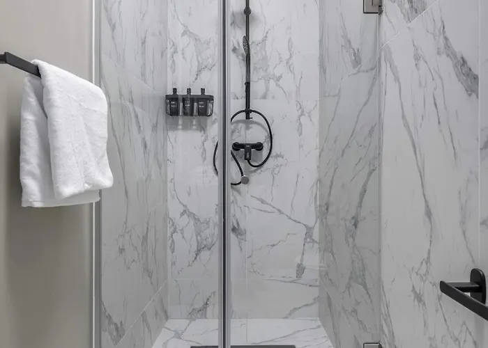 Bright 1br Near Calea Victoriei * Bucureşti